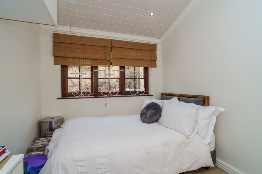 2 Bedroom Property for Sale in Kalk Bay Western Cape